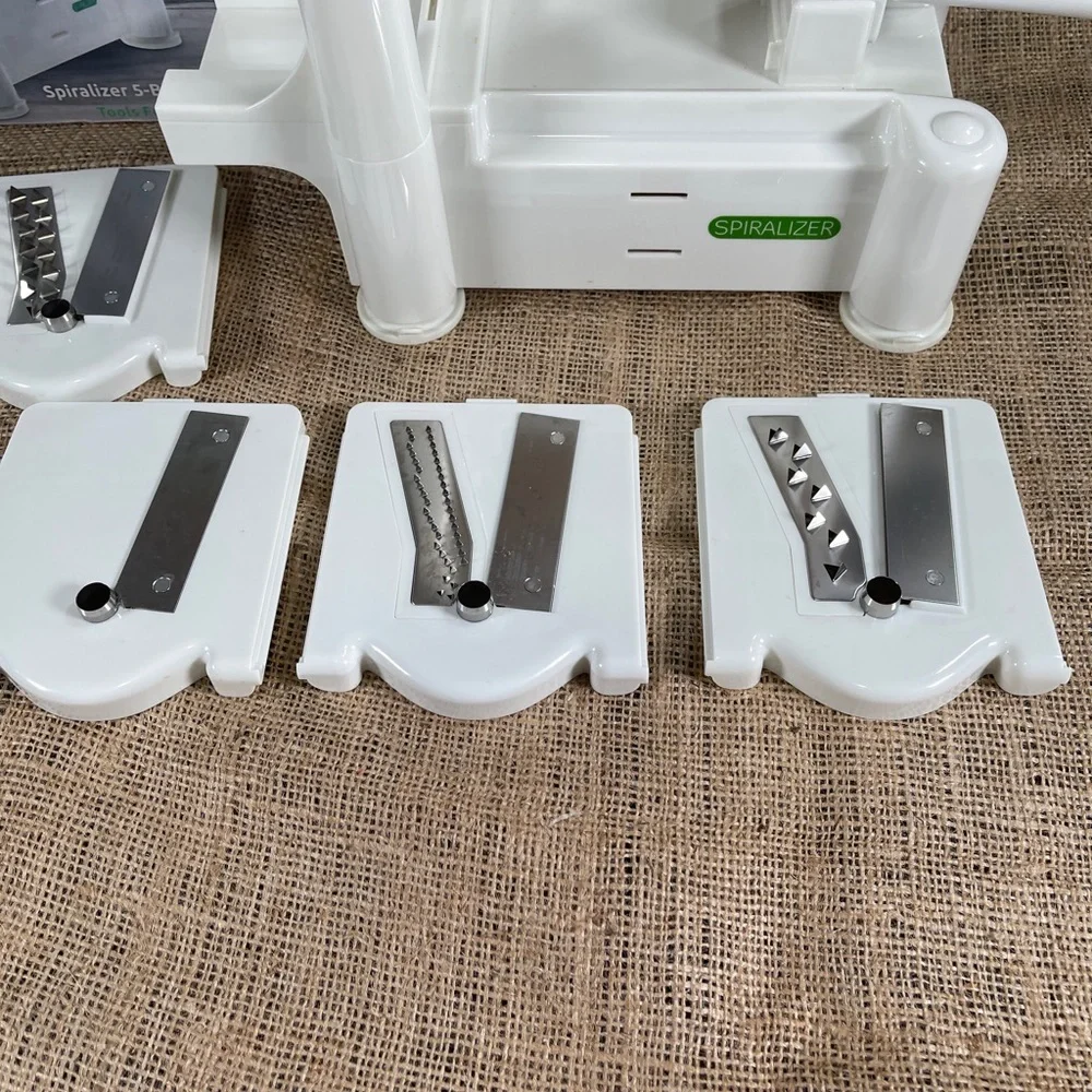*Spiralizer 5 Blade Vegetable slicer